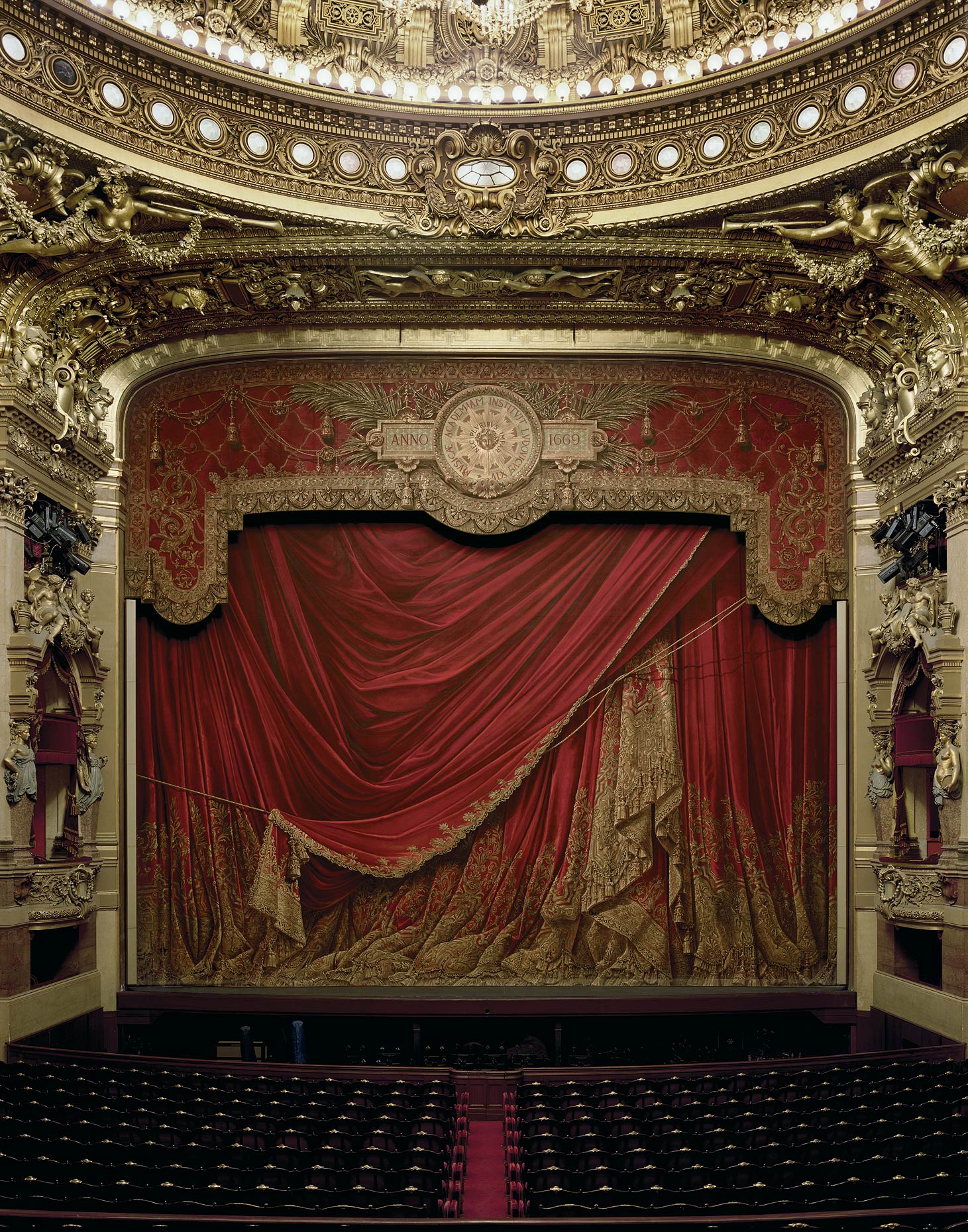 Curtain, Palais Garnier, Paris, France, 2009